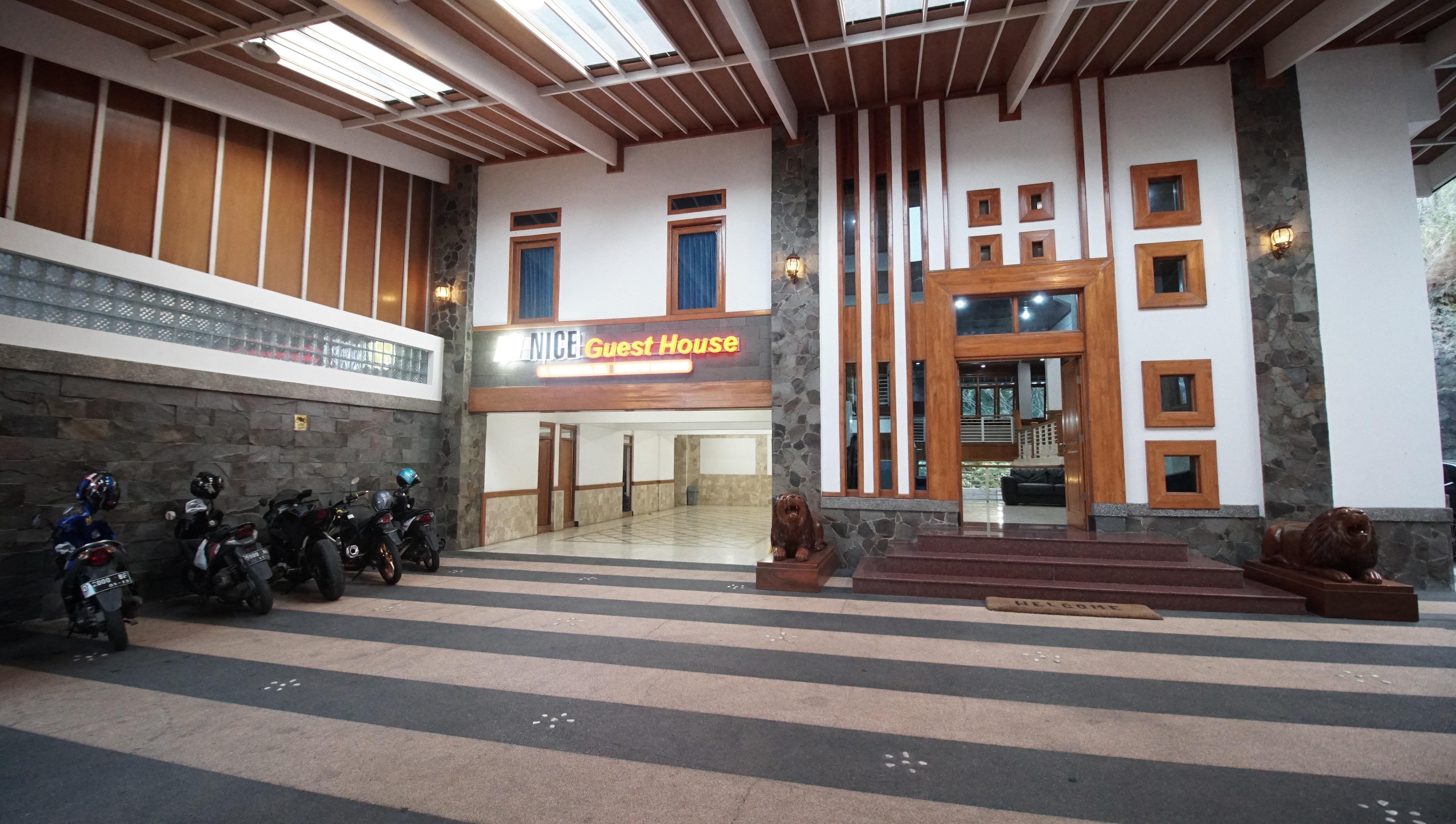 Oyo 1209 Tirtasari Nice Guesthouse Bandung Kültér fotó